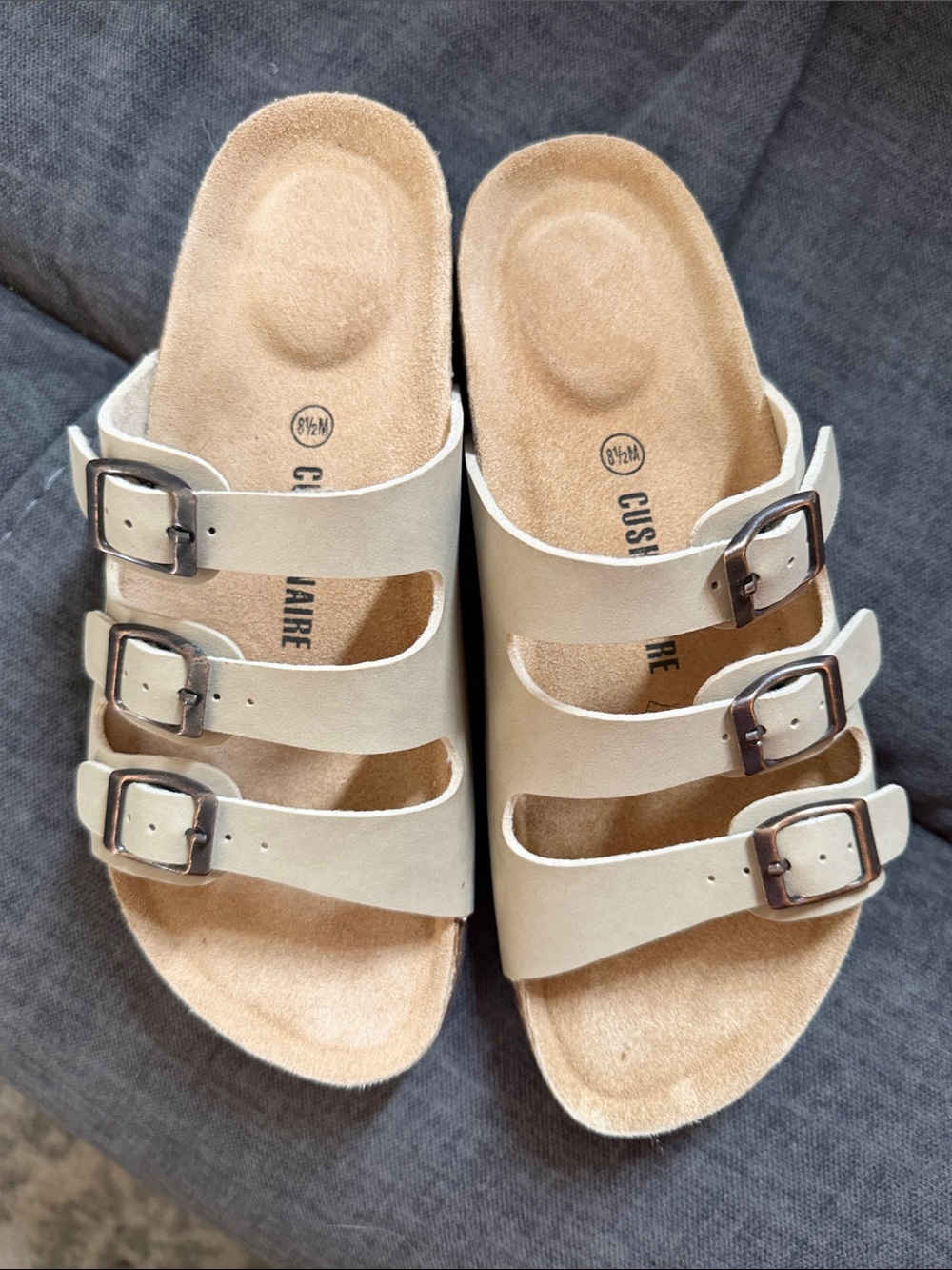 Cushionaire sandals